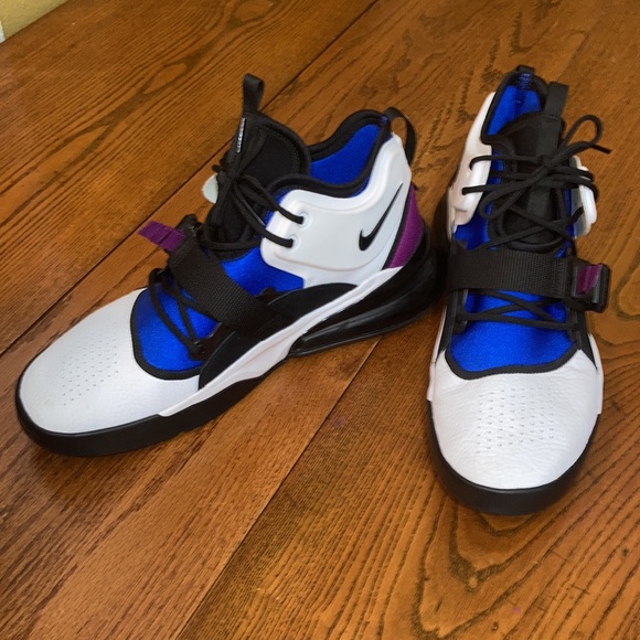 Nike Air Force 270 'White Purple' sneaker Mens Size 12 EUC